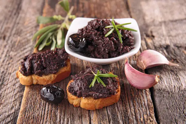 tapenade à l'olive noire